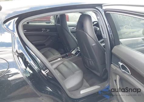 2015 Porsche Panamera E-Hybrid S z USA, uszkodzony, nr VIN WP0AD2A7XFL040061